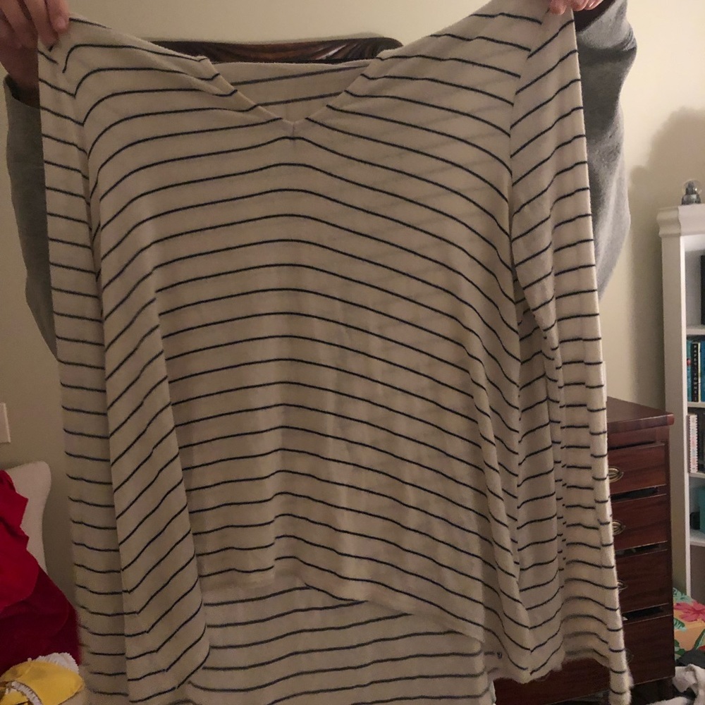 hooded striped top